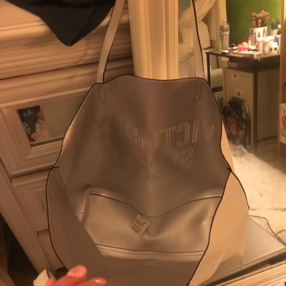 •NWOT• Victoria's Secret Large White Tote - Picture 3 of 3